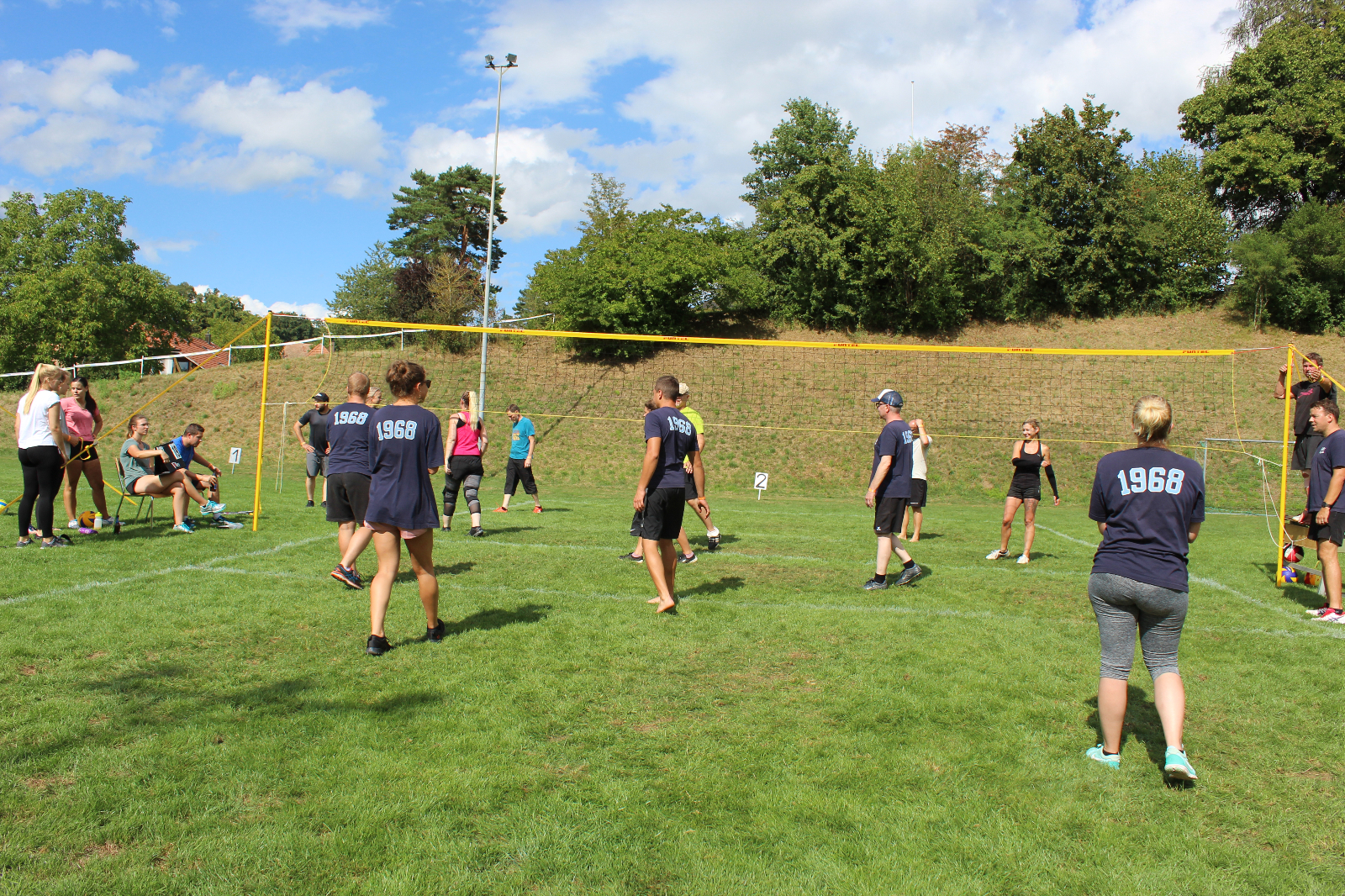 Volley  (103)